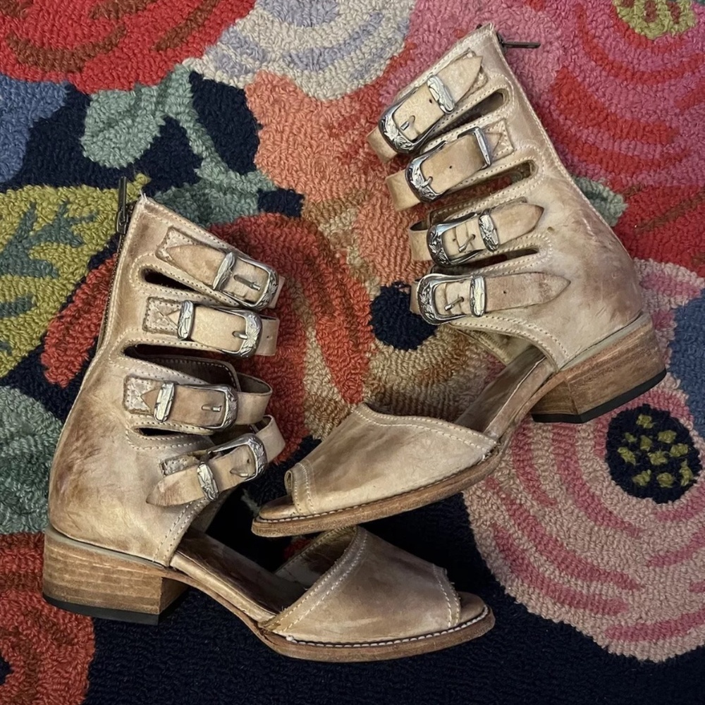 Freebird Pilar Sandals